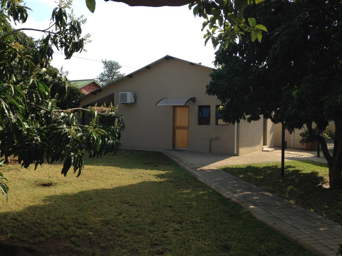 Impala Chalets Vila Phalaborwa Exterior foto